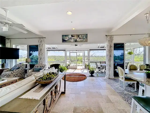 Listing Photo 21