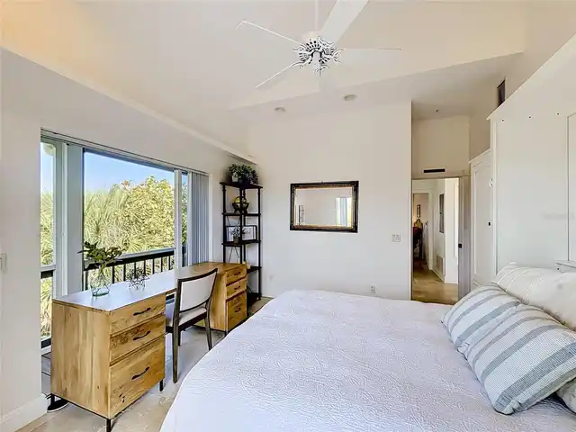 Listing Photo 28