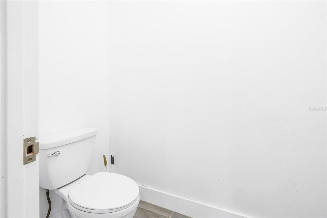 Listing Photo 26