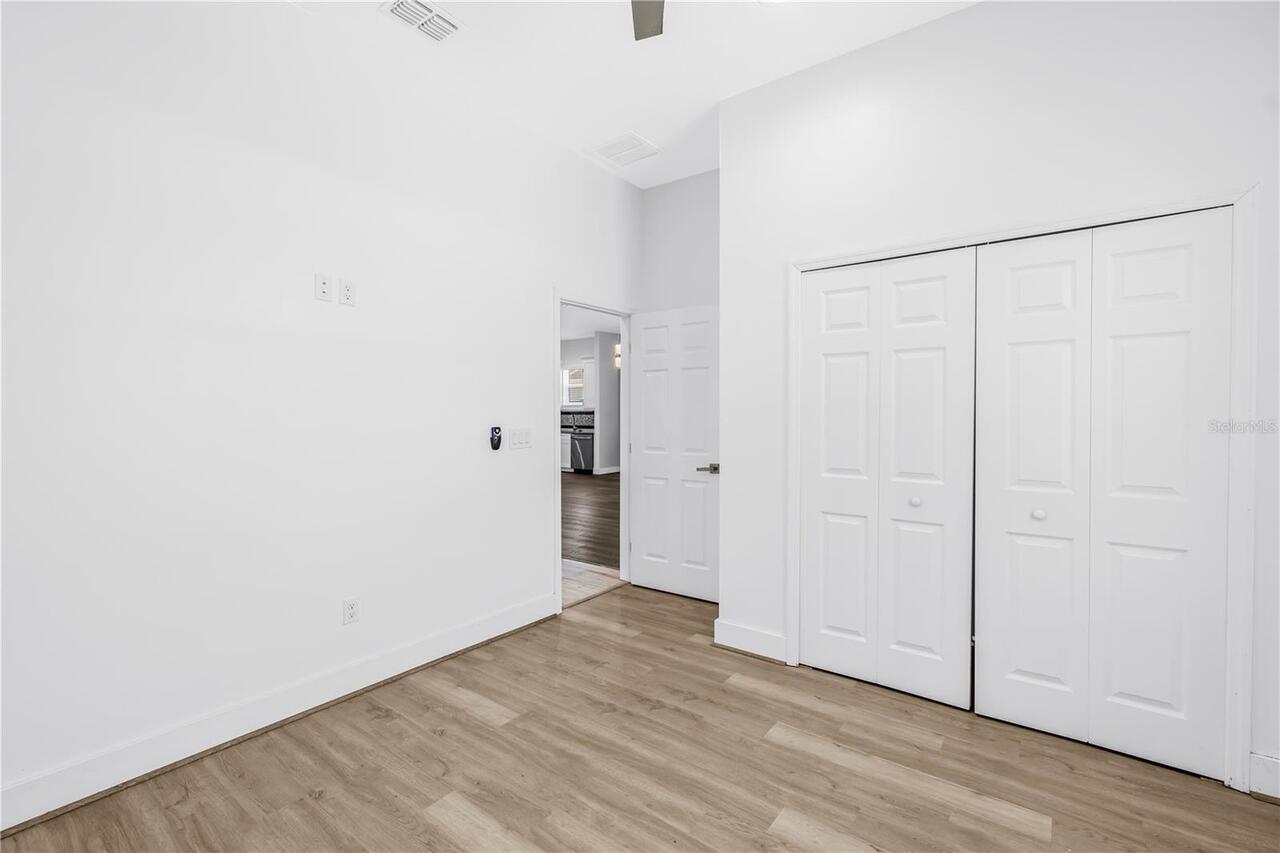 Listing Photo 33