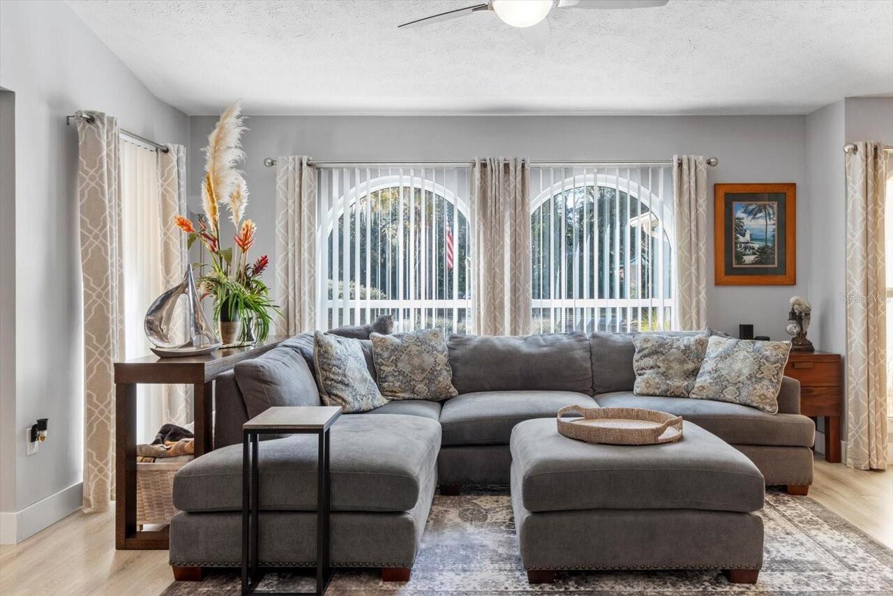 Listing Photo 9