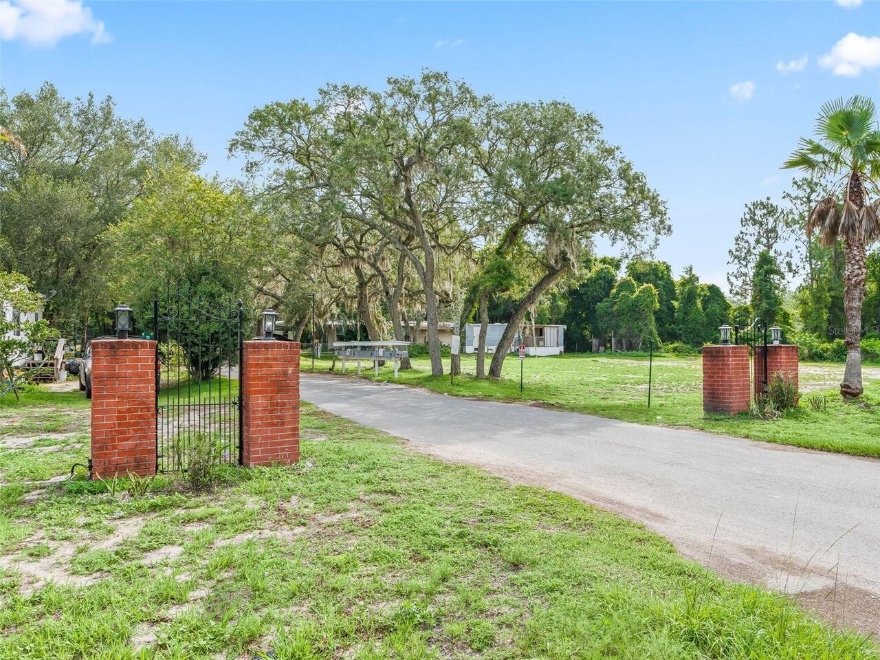 Listing Photo 9