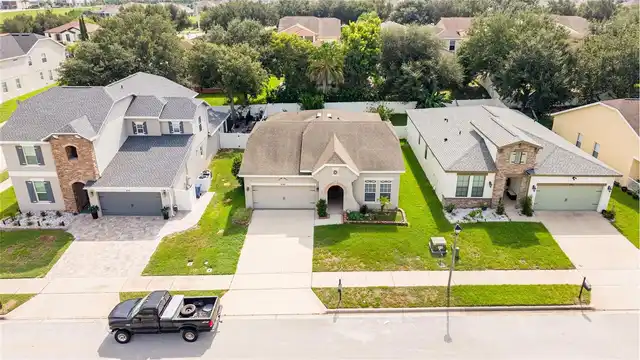 Listing Photo 6