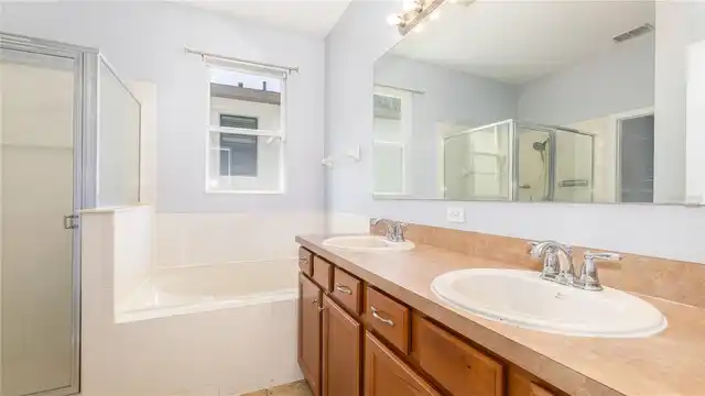 Listing Photo 26