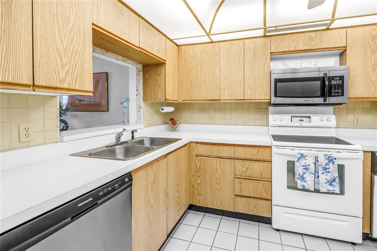 Listing Photo 7