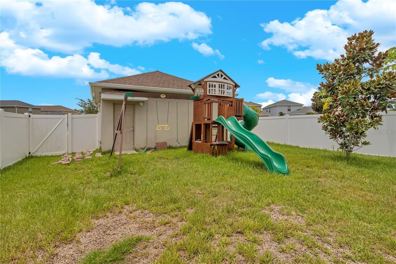 Listing Photo 33