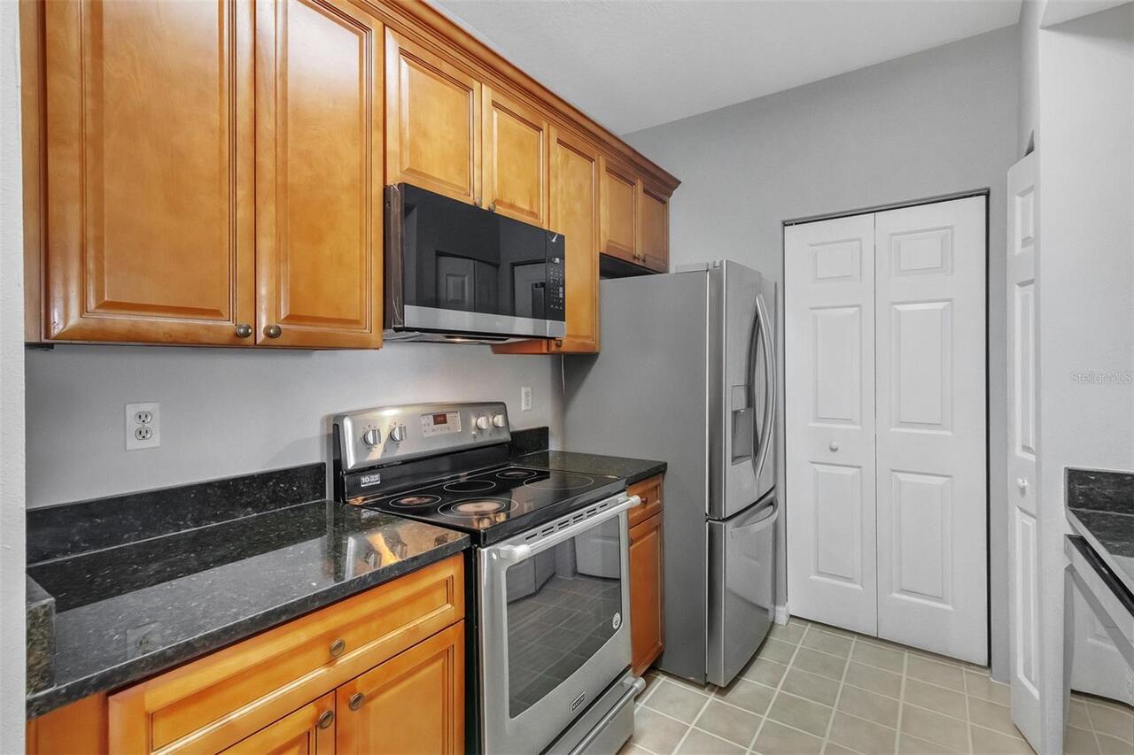 Listing Photo 9
