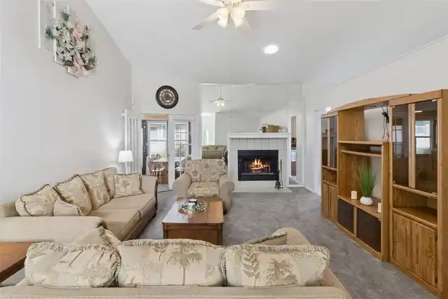 Listing Photo 8