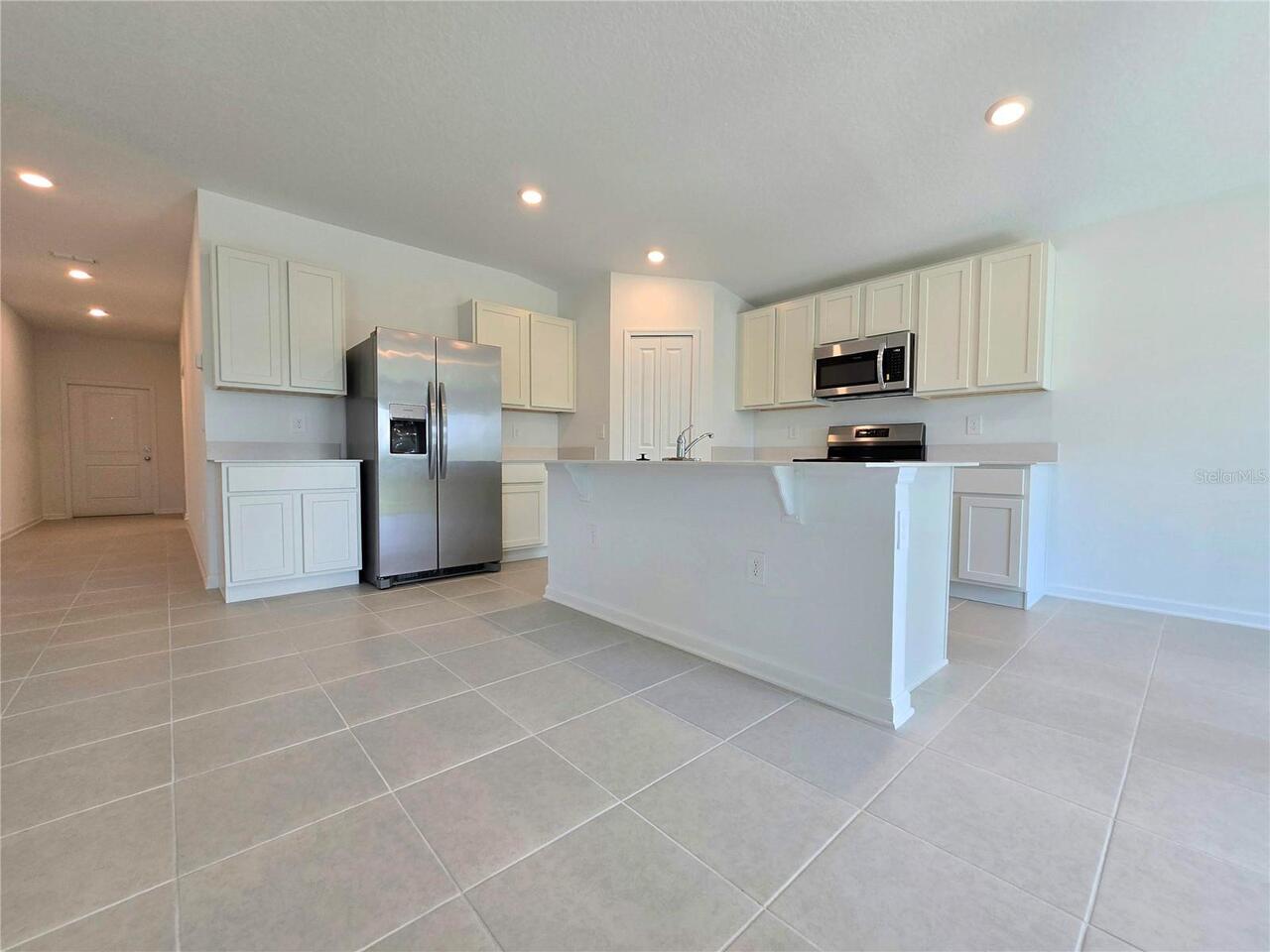 Listing Photo 10