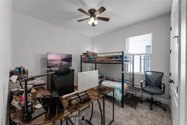 Listing Photo 11