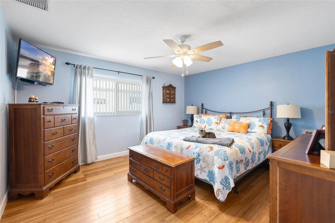 Listing Photo 22