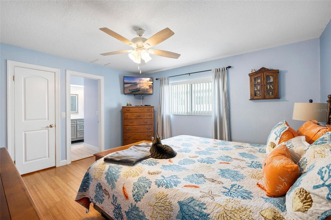 Listing Photo 23