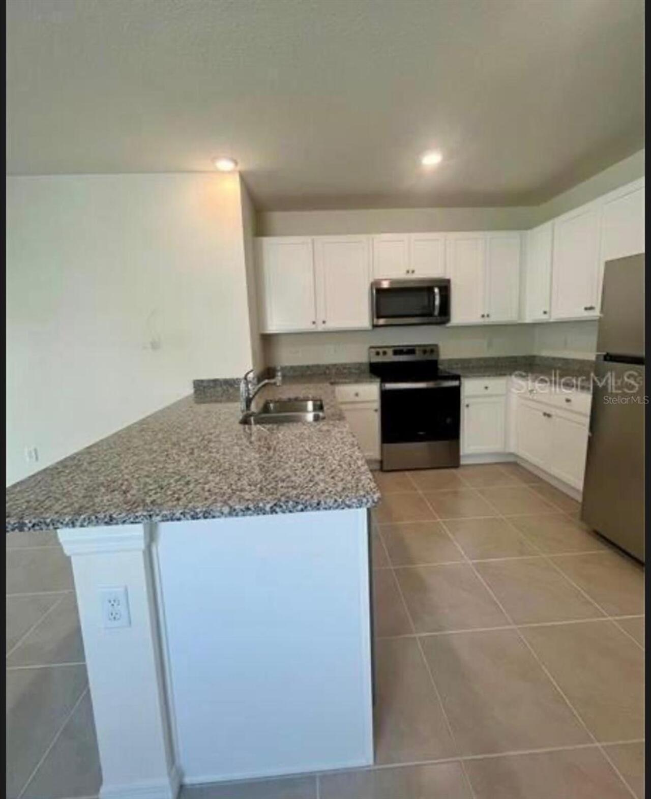 Listing Photo 9
