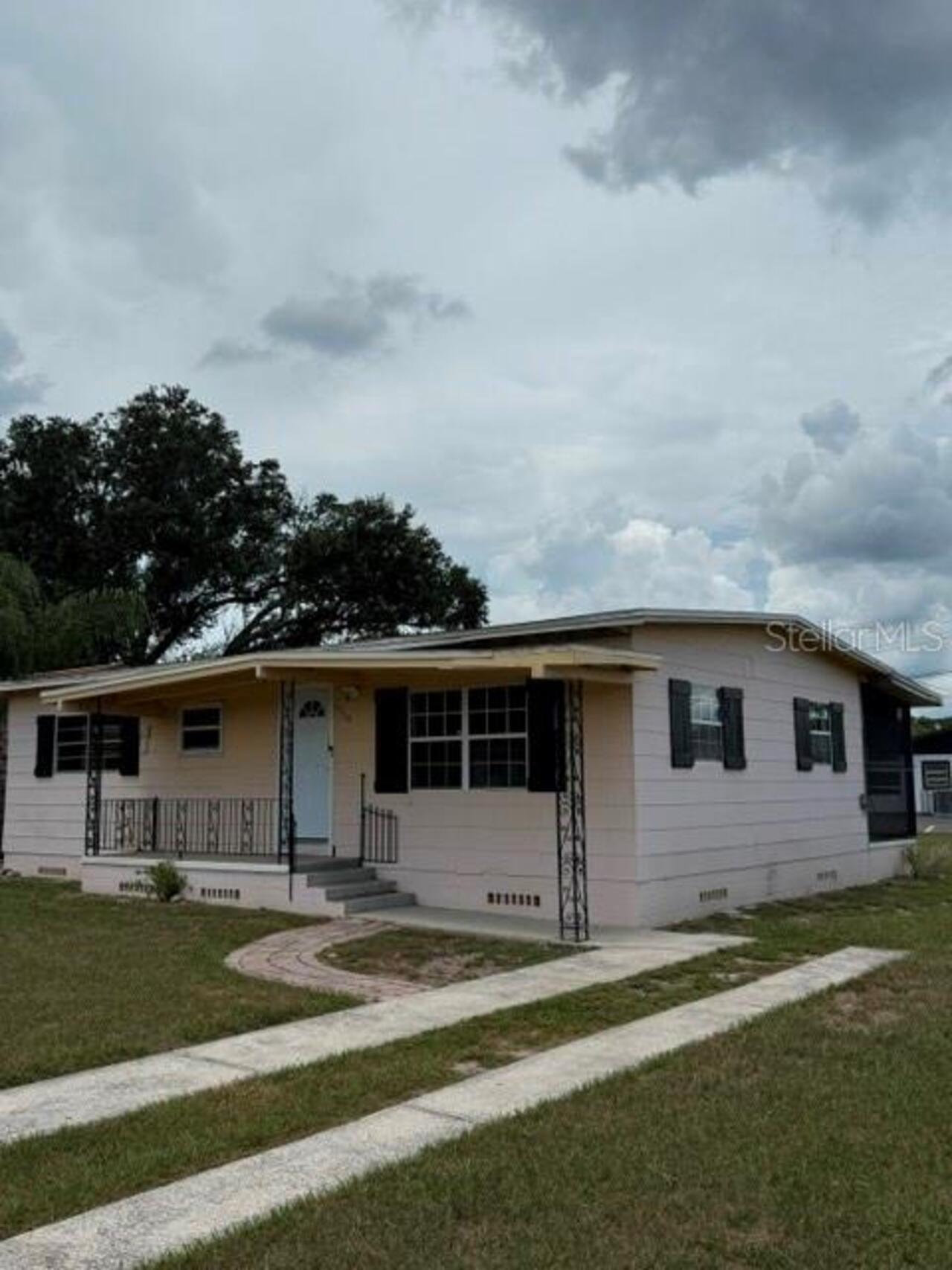 3BR, Residential Lease, 1BA, $1,600
Read More