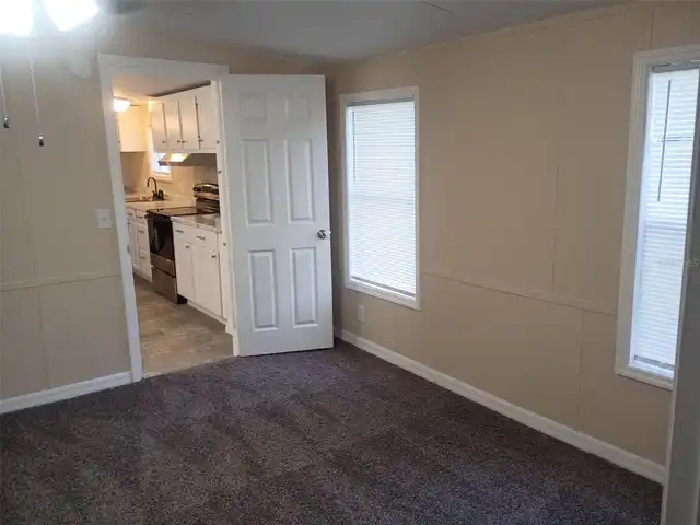 Listing Photo 9