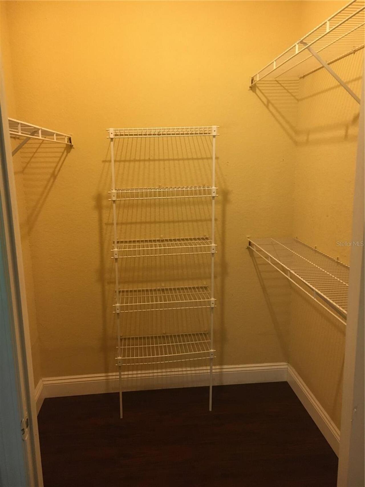 Listing Photo 12