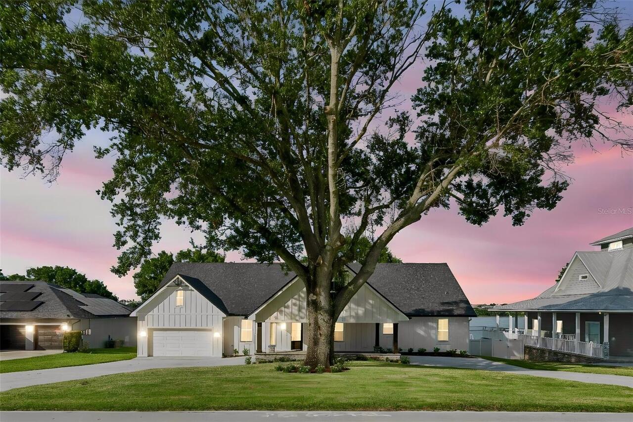 Auburndale Real Estate