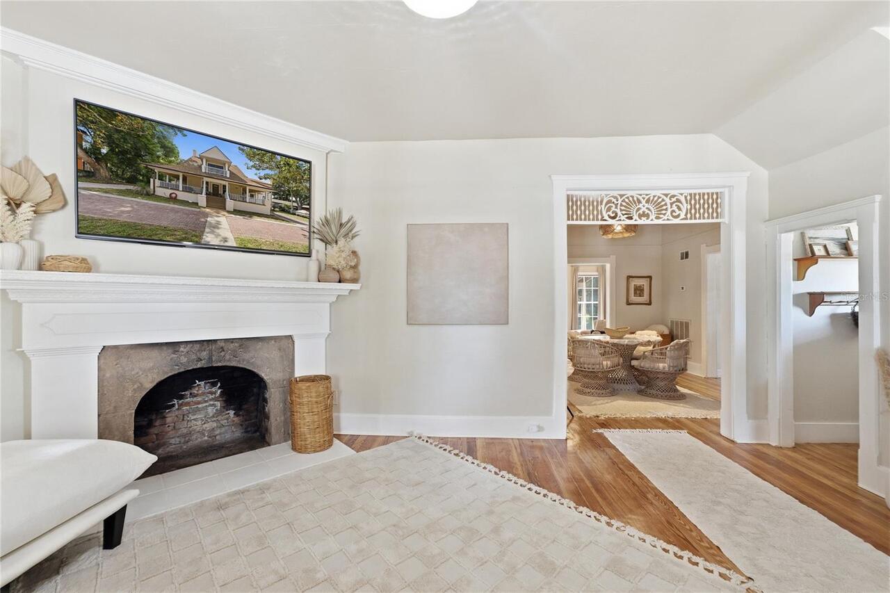 Listing Photo 10