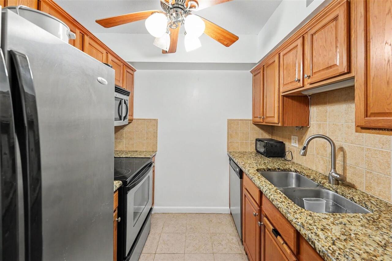 Listing Photo 14