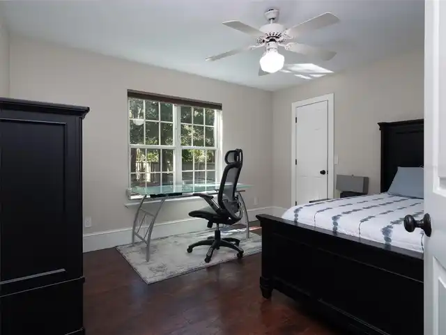 Listing Photo 22