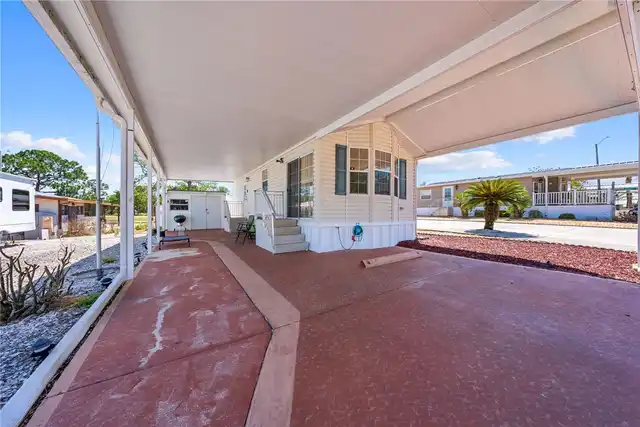 Listing Photo 7