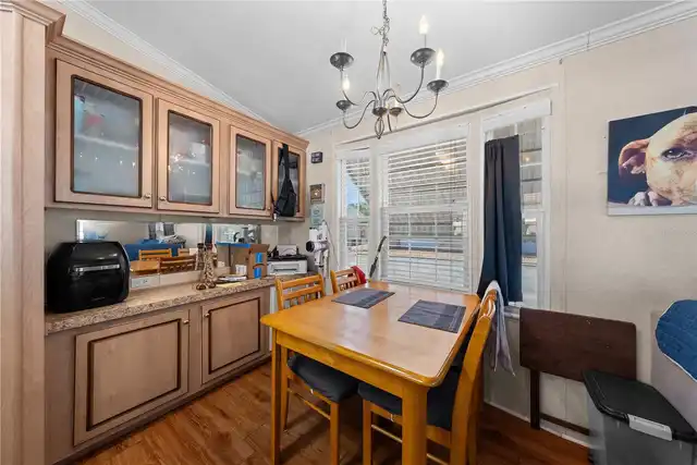 Listing Photo 22