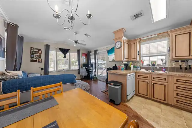 Listing Photo 23