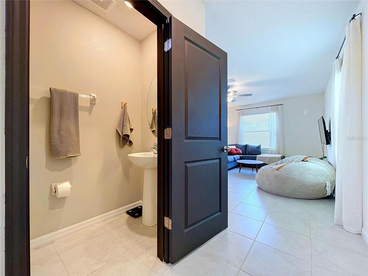 Listing Photo 12