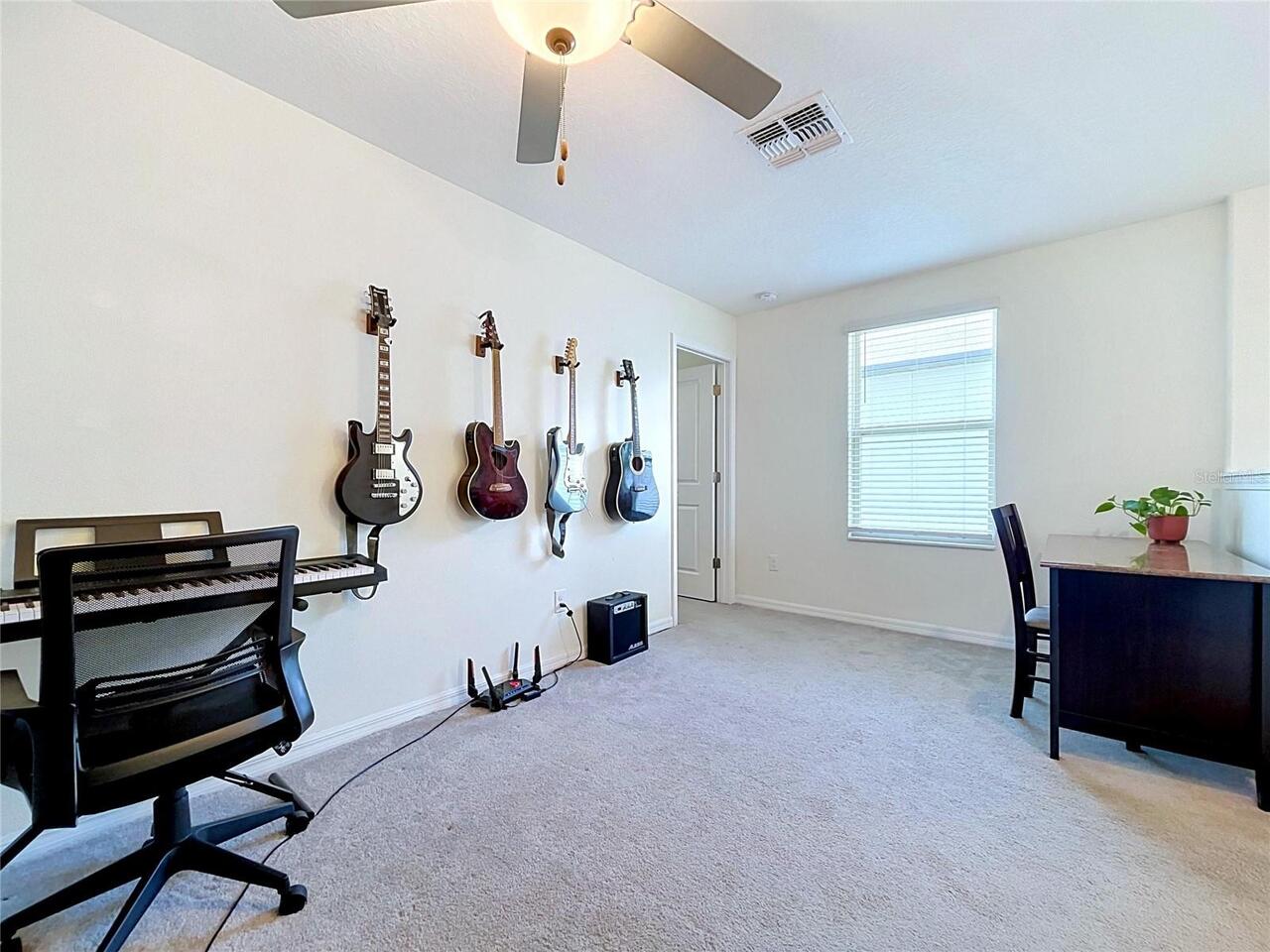 Listing Photo 14