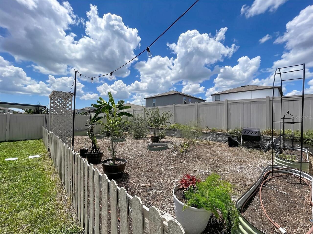 Listing Photo 28