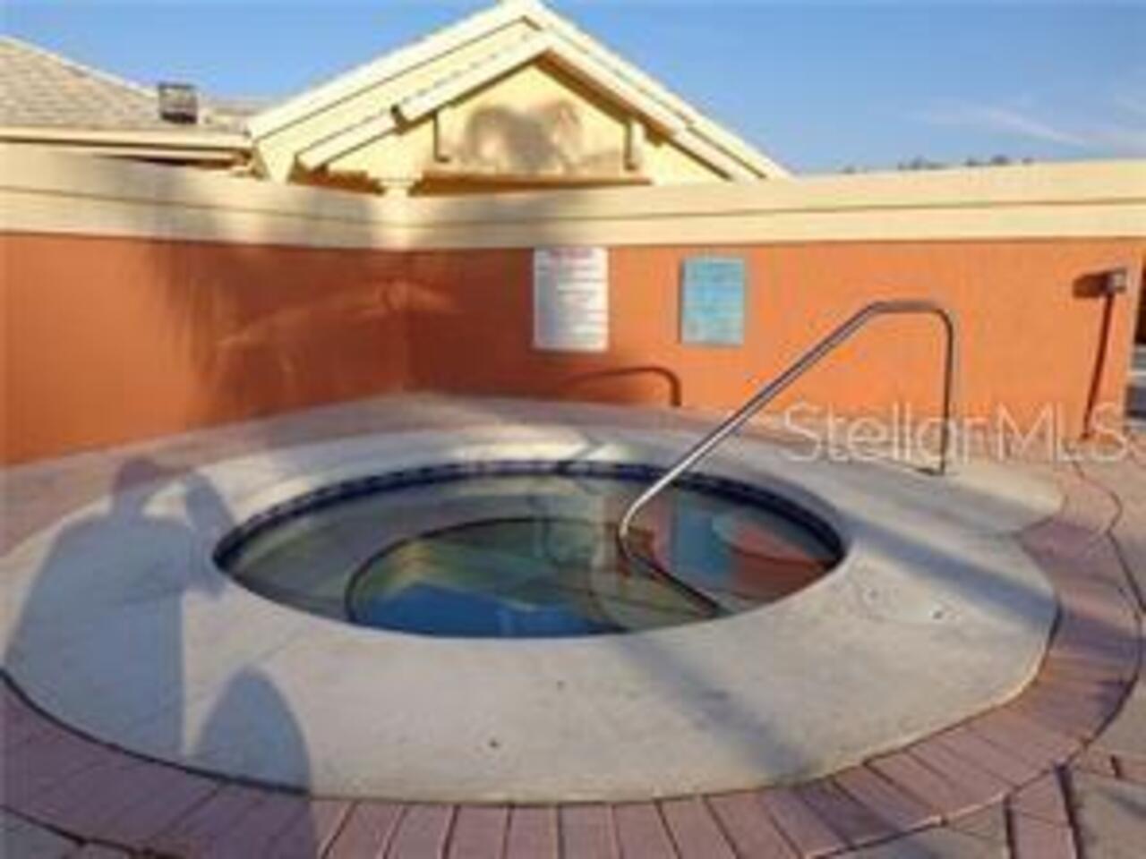 Listing Photo 11