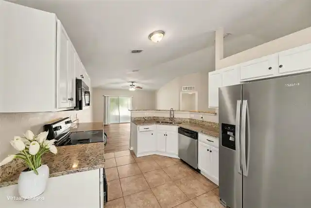 Listing Photo 7