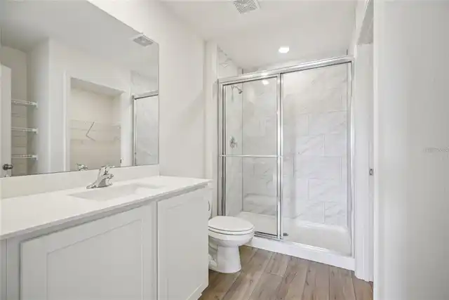 Listing Photo 6