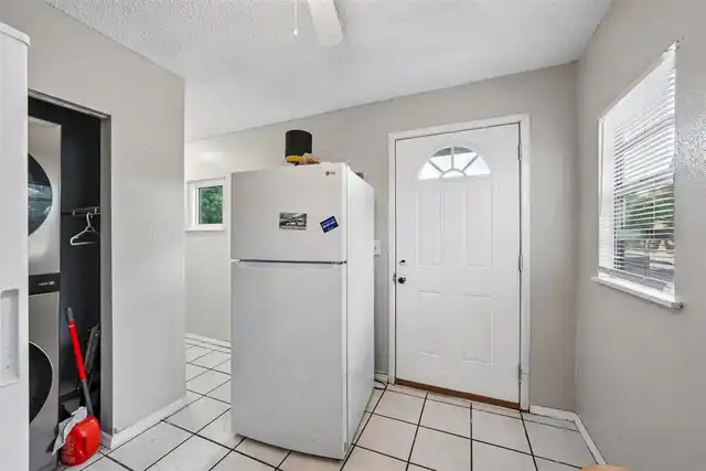Listing Photo 28
