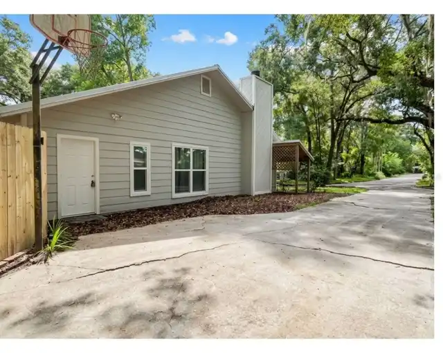 Listing Photo 23