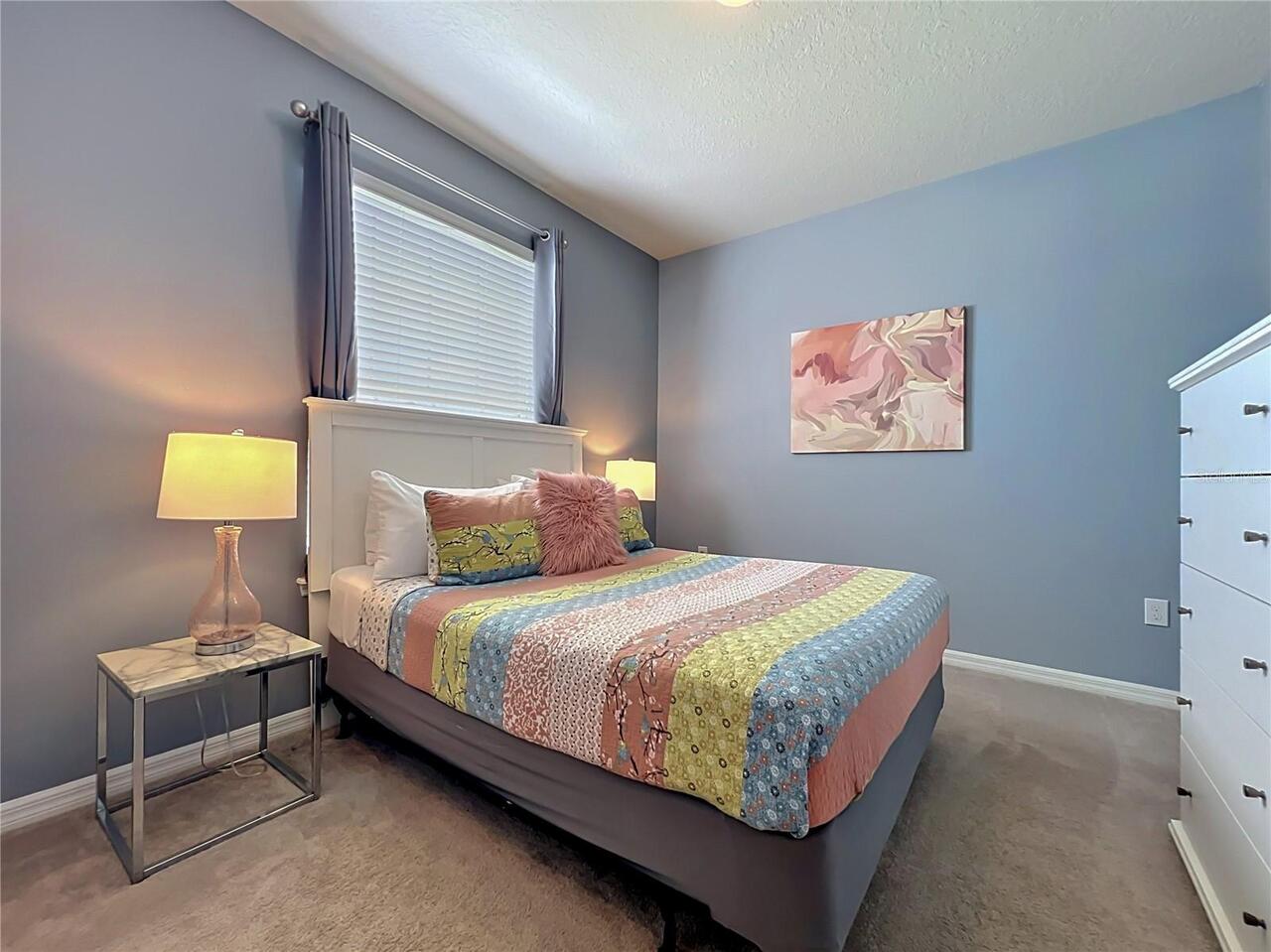 Listing Photo 12