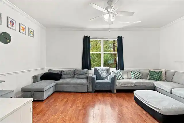 Listing Photo 18