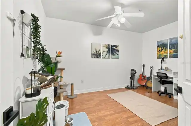 Listing Photo 29