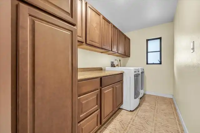 Listing Photo 29