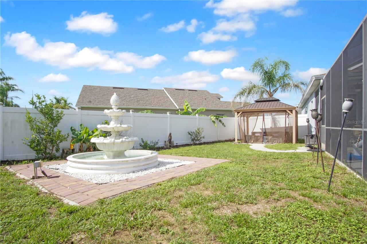 Listing Photo 14