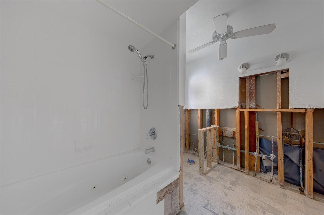Listing Photo 42