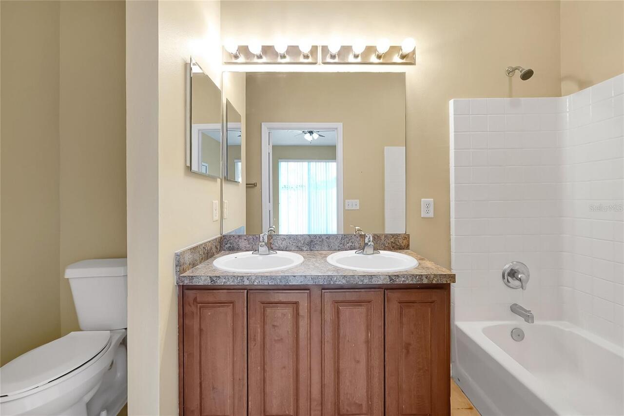 Listing Photo 14