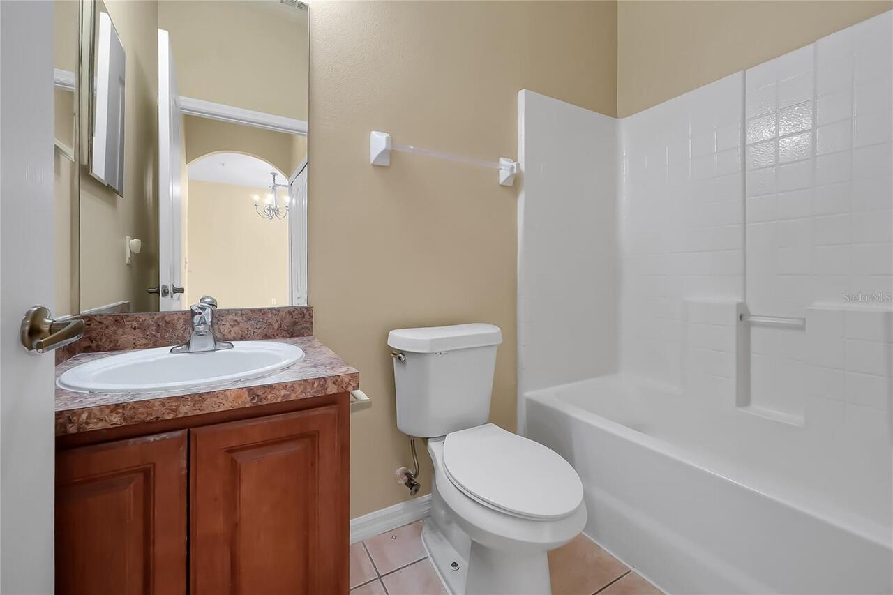 Listing Photo 18