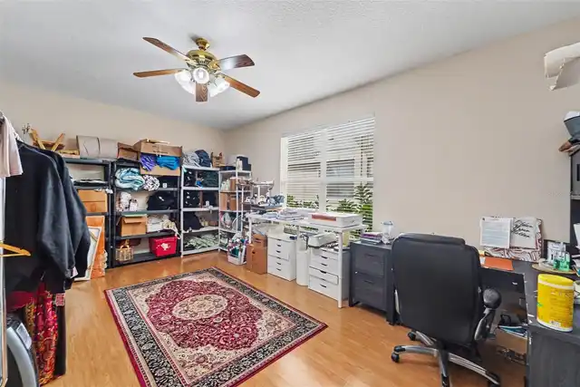 Listing Photo 10