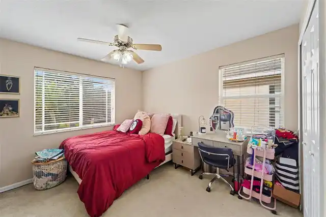Listing Photo 16