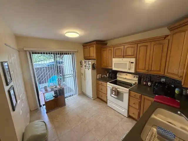 Listing Photo 7