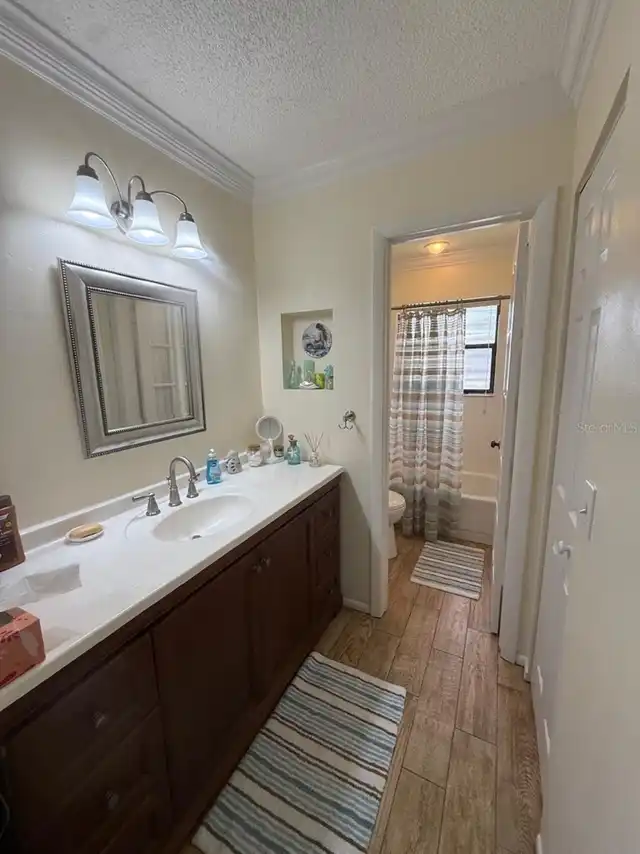 Listing Photo 22