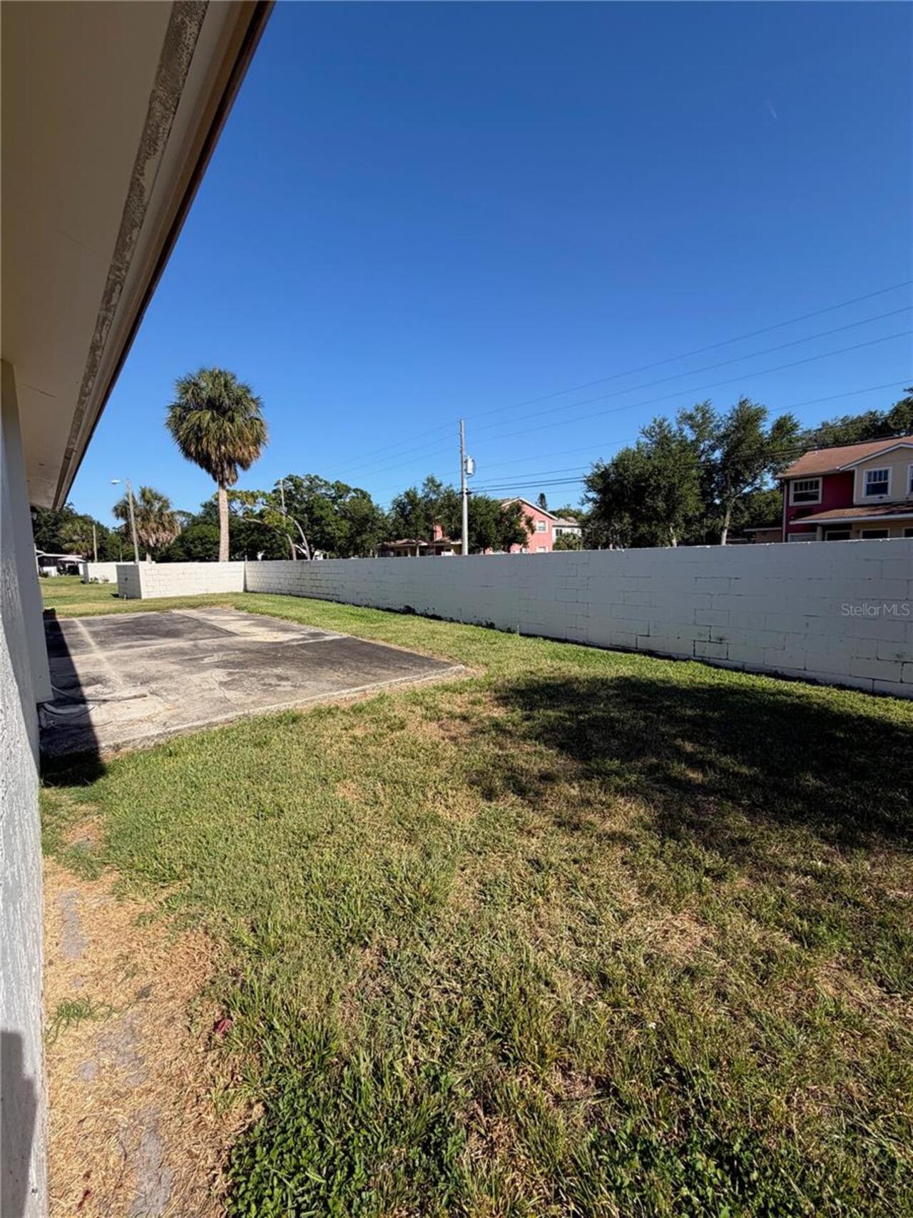 Listing Photo 14