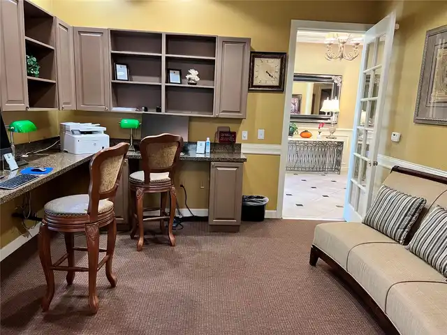 Listing Photo 11
