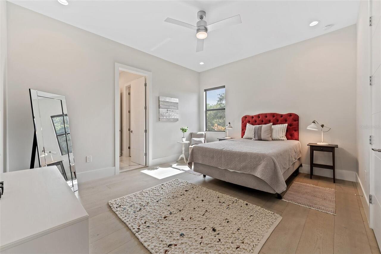 Listing Photo 25